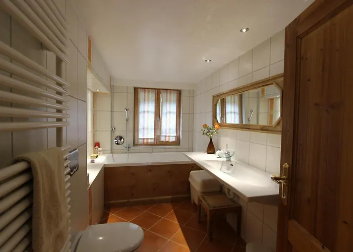 Herbelands Est * Rougemont